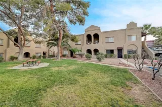 Photo #3: 2639832 Listing