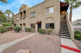 Photo #5: 2639832 Listing