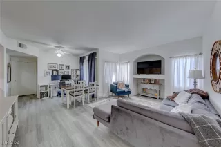 Photo #3: 2639848 Listing