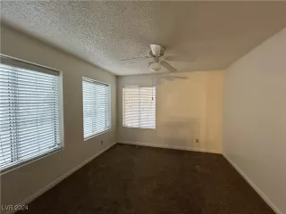 Photo #6: 2639859 Listing 