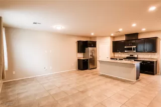 Photo #3: 2639862 Listing 