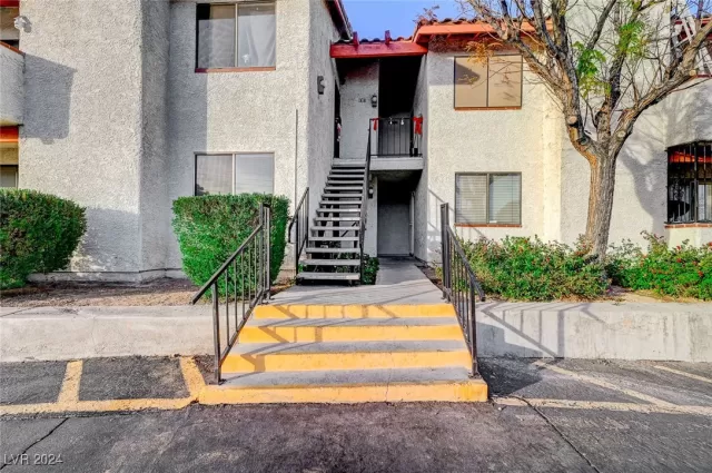 MLS: 2639866 Condo For Sale