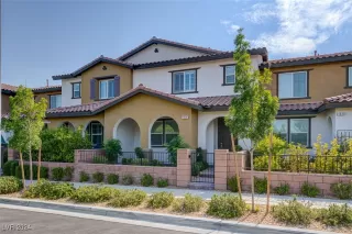 Photo #2: 2639924 Listing 