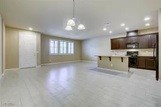 Photo #5: 2639924 Listing 