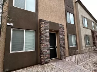 Photo #1: 2639934 Listing 