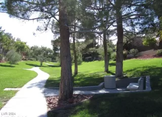 Photo #1: 2639960 Listing 