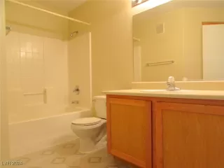 Photo #5: 2639971 Listing 