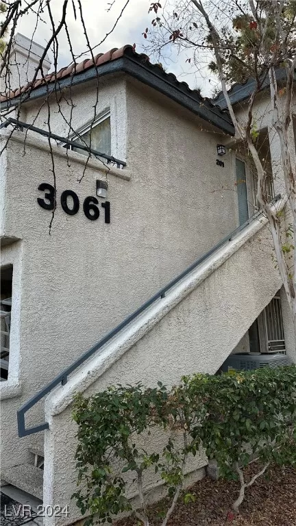 MLS: 2640012 Condo For Sale