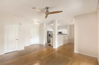 Photo #6: 2640013 Listing 