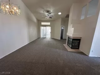 Photo #5: 2640023 Listing 