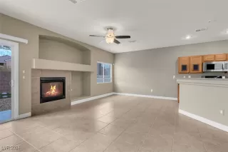 Photo #2: 2640041 Listing