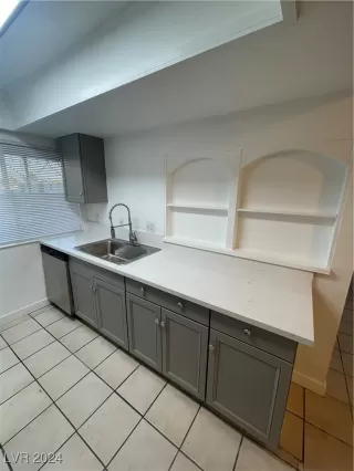 Photo #6: 2640044 Listing 