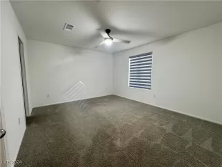 Photo #3: 2640046 Listing 