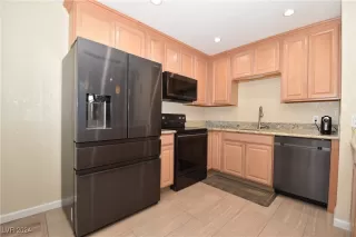 Photo #4: 2640054 Listing 