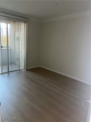 Photo #3: 2640083 Listing 