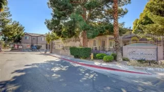 Photo #1: 2640139 Listing