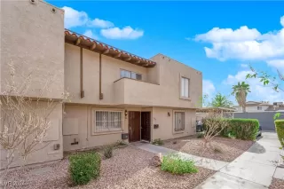 Photo #2: 2640159 Listing 