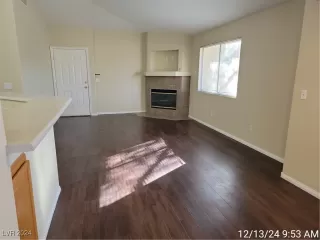 Photo #4: 2640170 Listing 