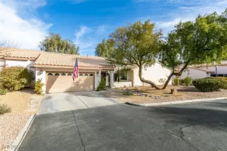 Photo #2: 2640171 Listing 