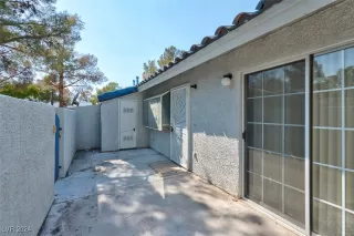 Photo #3: 2640193 Listing