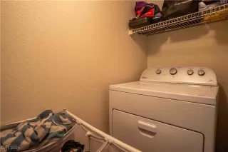 Photo #5: 2640207 Listing 