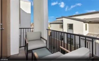 Photo #4: 2640209 Listing