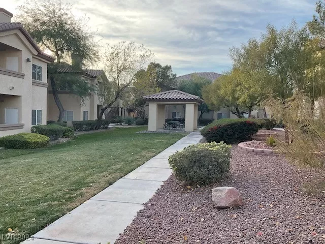 MLS: 2640216 Condo For Sale