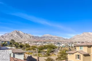 Photo #1: 2640244 Listing