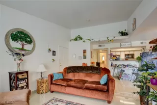 Photo #3: 2640259 Listing 