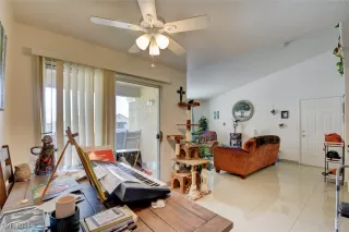 Photo #6: 2640259 Listing 