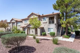 Photo #2: 2640275 Listing 