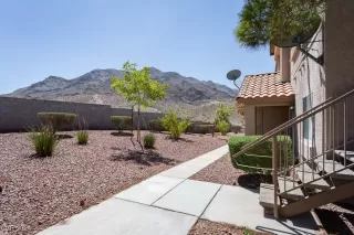 Photo #3: 2640275 Listing 