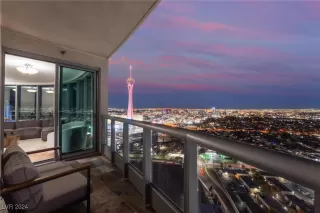 Photo #6: 2640296 Listing