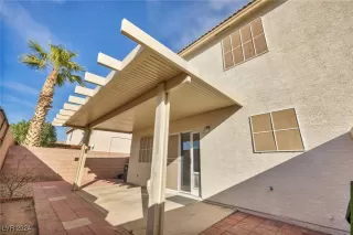 Photo #4: 2640301 Listing