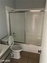 Photo #5: 2640331 Listing