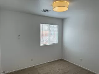 Photo #6: 2640367 Listing 