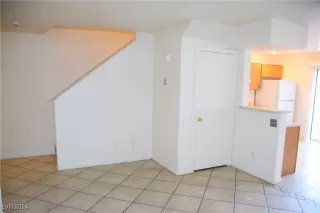 Photo #2: 2640432 Listing 