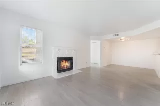 Photo #1: 2640514 Listing