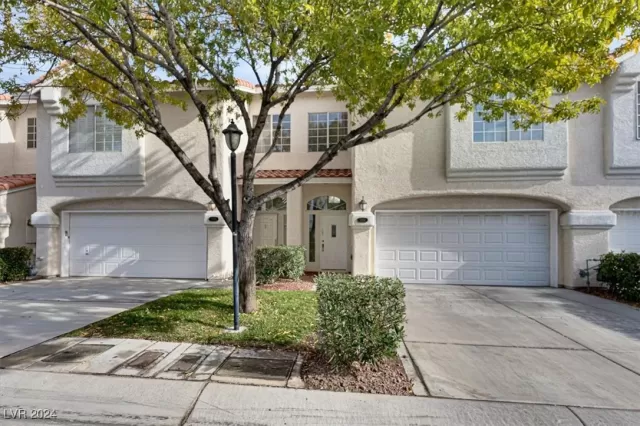 MLS: 2640518 Condo For Sale