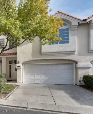 Photo #1: 2640518 Listing 