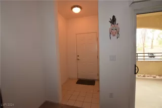 Photo #5: 2640550 Listing 