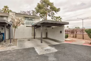 Photo #1: 2640551 Listing