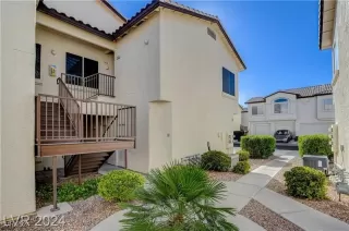 Photo #2: 2640554 Listing 