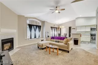 Photo #3: 2640554 Listing 