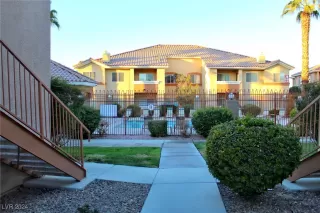 Photo #3: 2640607 Listing 