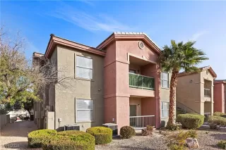 Photo #3: 2640628 Listing