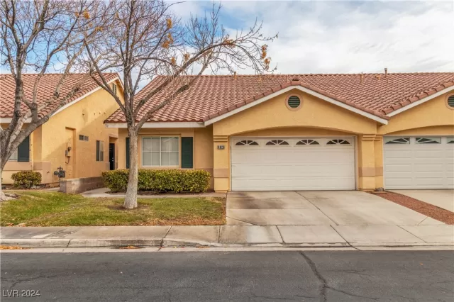 MLS: 2640635 Condo For Sale