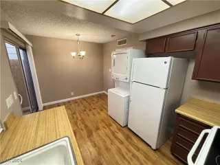 Photo #6: 2640657 Listing 