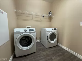 Photo #6: 2640661 Listing 