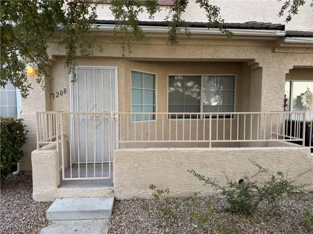 MLS: 2640663 Condo For Sale